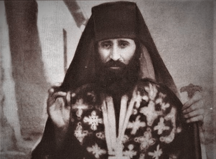 Άγιος Γεώργιος Καρσλίδης: Συγκλονιστικές στιγμές κατά την τέλεση των Ιερών ακολουθιών!