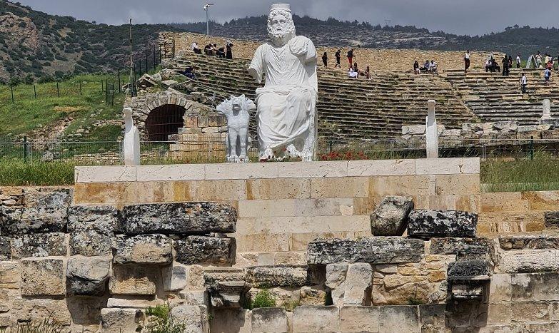 Η πύλη του Πλούτωνα ανακαλύφθηκε στην Τουρκία