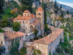 Μυστράς, το προπύργιο της Βυζαντινής Αυτοκρατορίας από ψηλά