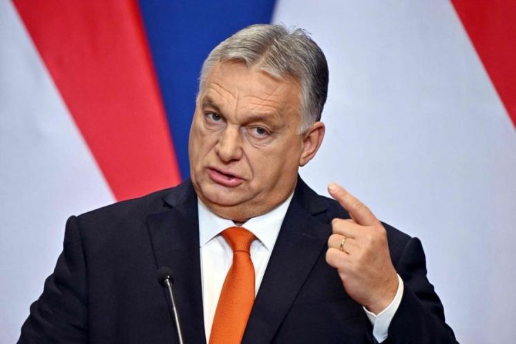 Orban: Παίρνει το μέρος της Ρωσίας στον πόλεμο με την Ουκρανία