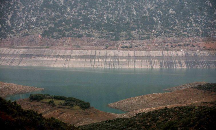 Τελειώνει το νερό για την Αττική. - Ο Μόρνος αδειάζει επικίνδυνα