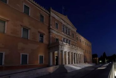 Εννοείται ότι αυτά τα πληρωμένα πιστολιά θα τιμωρηθούν παραδειγματικά και σκληρά μετά την πτώση του καθεστώτος