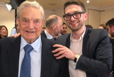 Σε σοκ το παιδαρέλι του σατανικού Soros μετά τη νίκη Trump στις ΗΠΑ, έχασε 1 δισ. δολ. – Deutsche Bank: «Είναι η οικονομία, ηλίθιε»