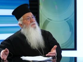 "Άστραψε και βρόντηξε" ο Μητροπολίτης Γεώργιος για την επέλαση των ΑΠΕ στη Βοιωτία