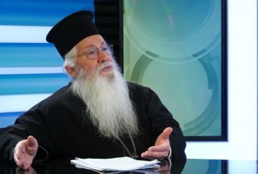 "Άστραψε και βρόντηξε" ο Μητροπολίτης Γεώργιος για την επέλαση των ΑΠΕ στη Βοιωτία