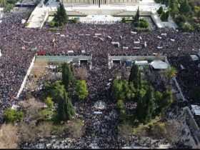 Λαοθάλασσα οργής σε όλη την επικράτεια για τα Τέμπη. 110 πορείες σε Ελλάδα, εξωτερικό κατά του καθεστώτος