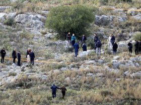 Βασίλης Καλογήρου: Επείγουσα προκαταρκτική εξέταση για τον θάνατό του – «Μεταφέρθηκε νεκρός στο σημείο»