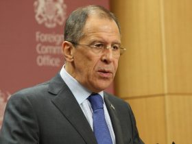 Οργή Lavrov κατά Zelensky: Είναι «καθαρός Ναζί», προδότης και καιροσκόπος – Ο Trump είναι πραγματιστής