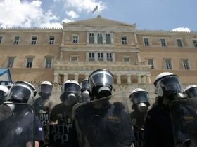 ΔΕΛΤΙΟ ΤΥΠΟΥ τού Κόμματος Πειρατών Ελλάδας: Η Σοφία Ζαχαράκη μετατρέπει το Υπουργείο Παιδείας σε Υπουργείο Ισραηλινής Προπαγάνδας
