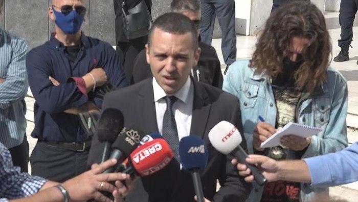 Αθωωτική πρόταση εισαγγελέα για Σπαρτιάτες – Βόμβες Κασιδιάρη: Οι πρωθυπουργοί της χώρας εξαπατούν τους Έλληνες, όχι εγώ